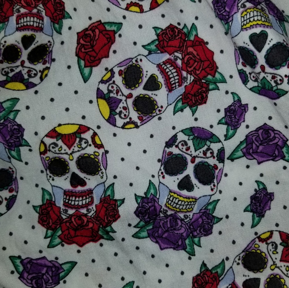 Hell Bunny Pin-up Rockabilly Skull and Roses Dress - Picture 8 of 8